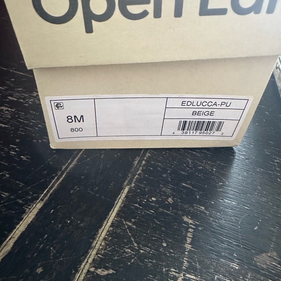 Open Edit Lucca Slide - Picture 5 of 5